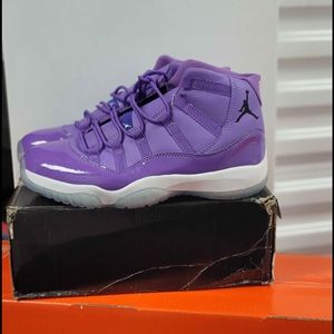 AirJordan 11s Purple